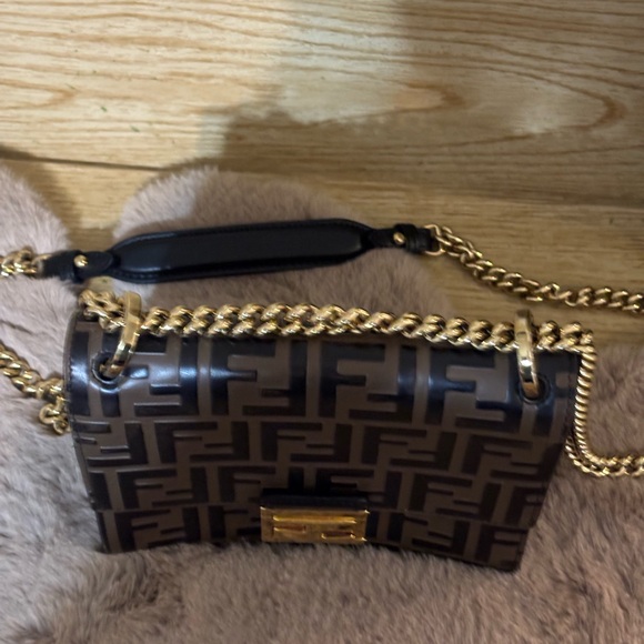 Fendi Black/brown Zucca Embossed Leather Small Kan U Shoulder Bag - Picture 3 of 15